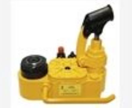 點(diǎn)擊查看詳細(xì)信息<br>標(biāo)題：YQ-88B型高鐵液壓起道器 閱讀次數(shù)：2122