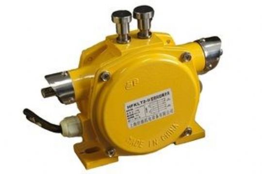 點(diǎn)擊查看詳細(xì)信息<br>標(biāo)題：SL-3雙向拉繩開關(guān) 閱讀次數(shù)：1755