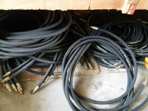 點擊查看詳細信息<br>標(biāo)題：膠管高壓膠管 直徑19 直徑25  15898635797 閱讀次數(shù)：2103