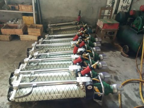 點擊查看詳細信息<br>標(biāo)題：MQT-120/2.8型氣動錨桿鉆機15898635797 0537-3202711 閱讀次數(shù)：50955