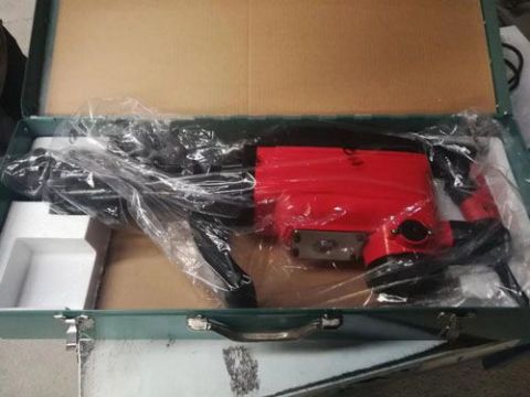 點(diǎn)擊查看詳細(xì)信息<br>標(biāo)題：電鎬 閱讀次數(shù)：2171